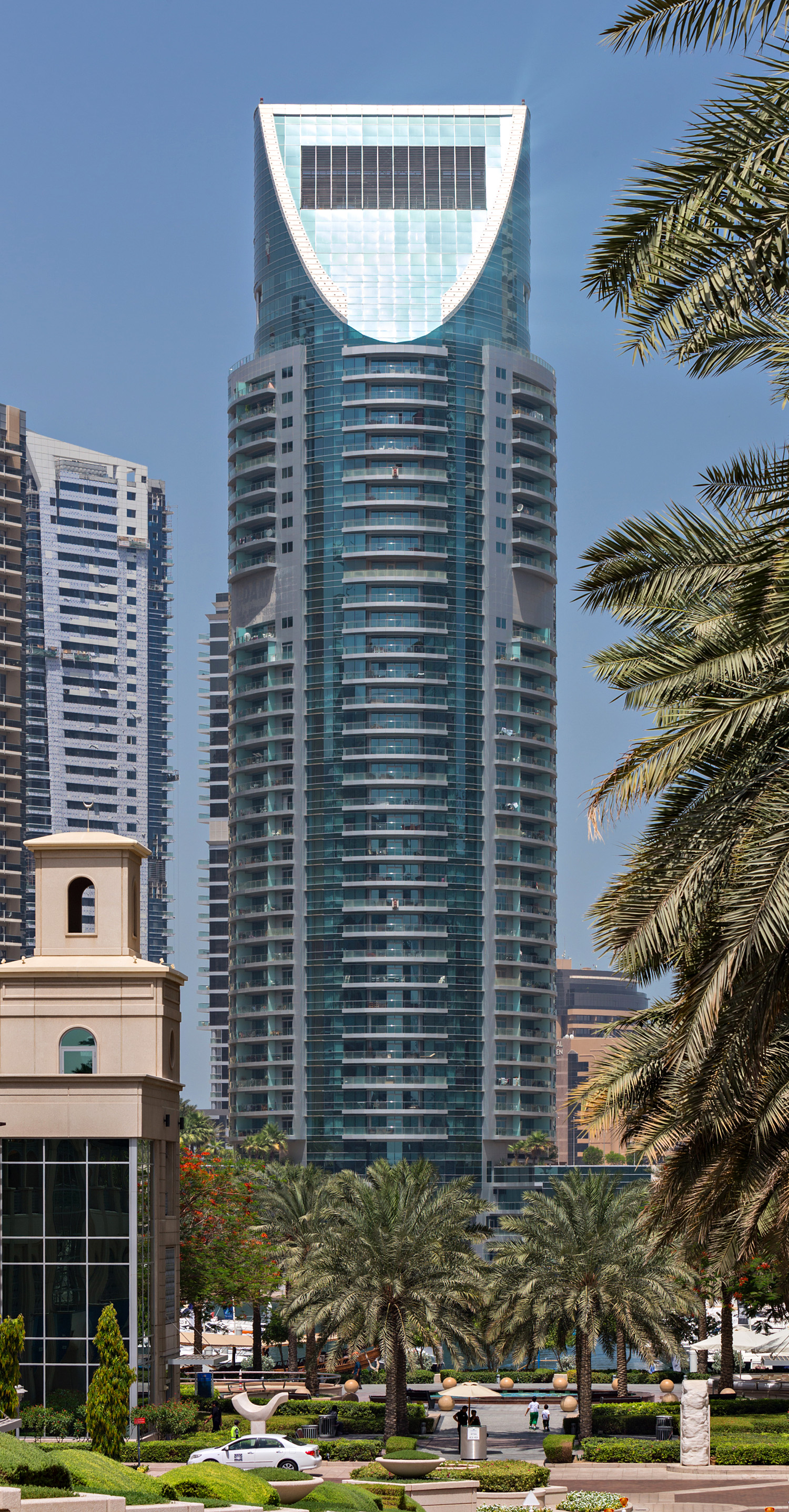 Marina Terrace, Dubai - View from the east. © Mathias Beinling